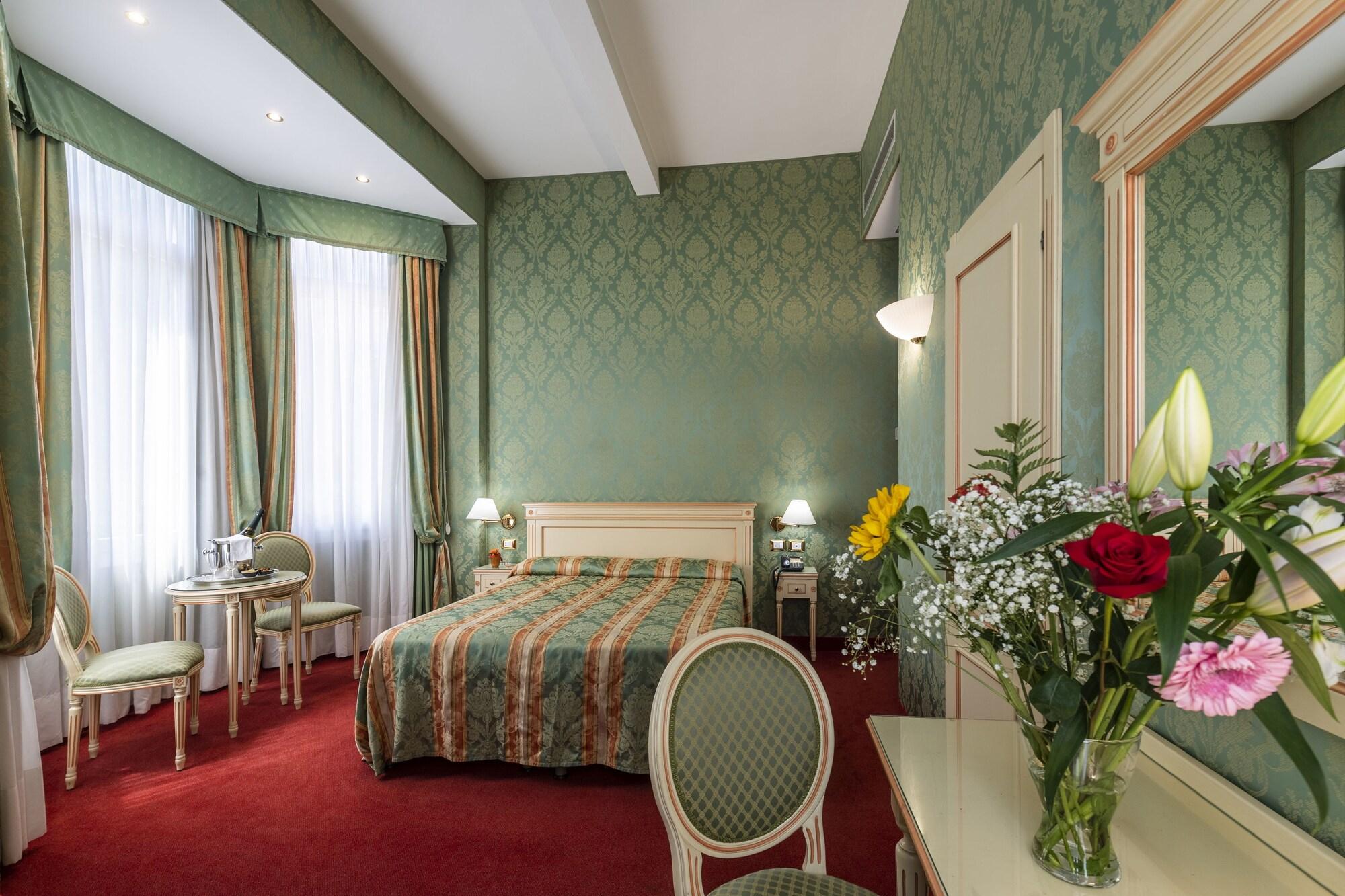 Hotel Villa Delle Palme Lido di Venezia Bagian luar foto