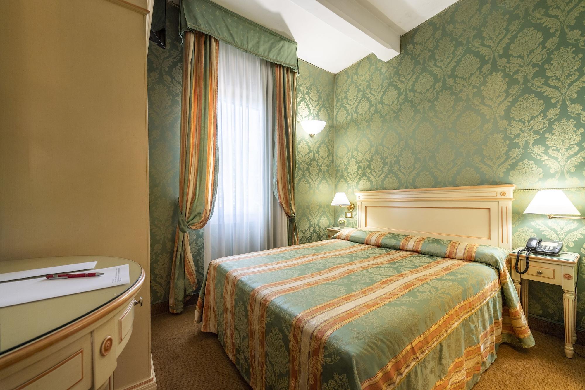 Hotel Villa Delle Palme Lido di Venezia Bagian luar foto