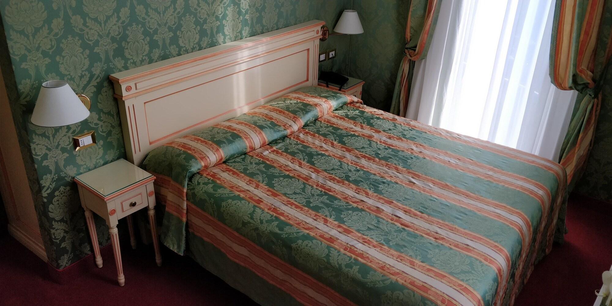 Hotel Villa Delle Palme Lido di Venezia Bagian luar foto