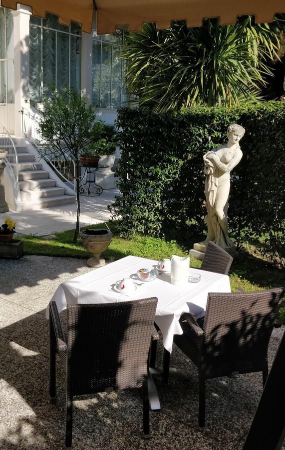 Hotel Villa Delle Palme Lido di Venezia Bagian luar foto