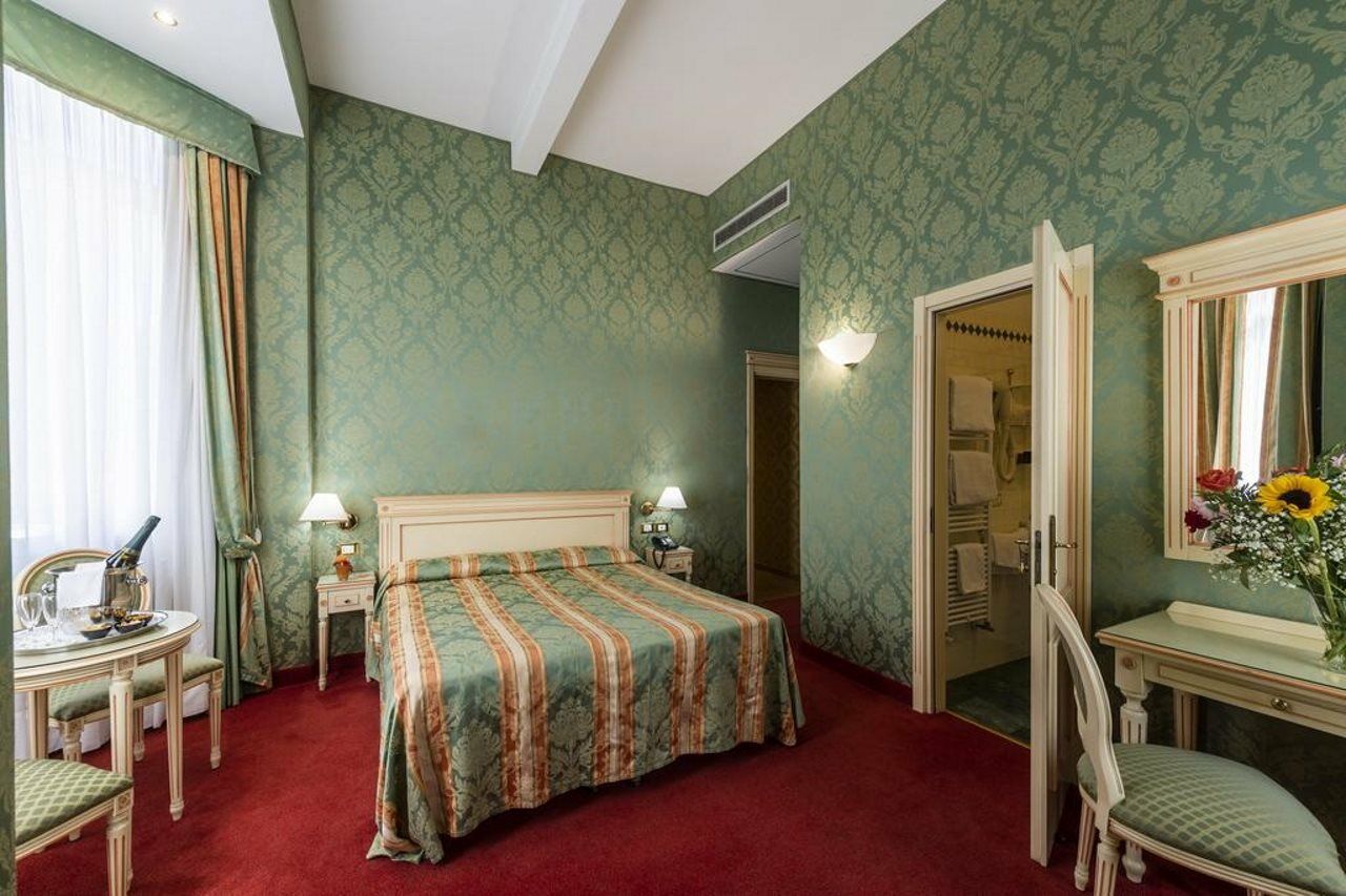 Hotel Villa Delle Palme Lido di Venezia Bagian luar foto